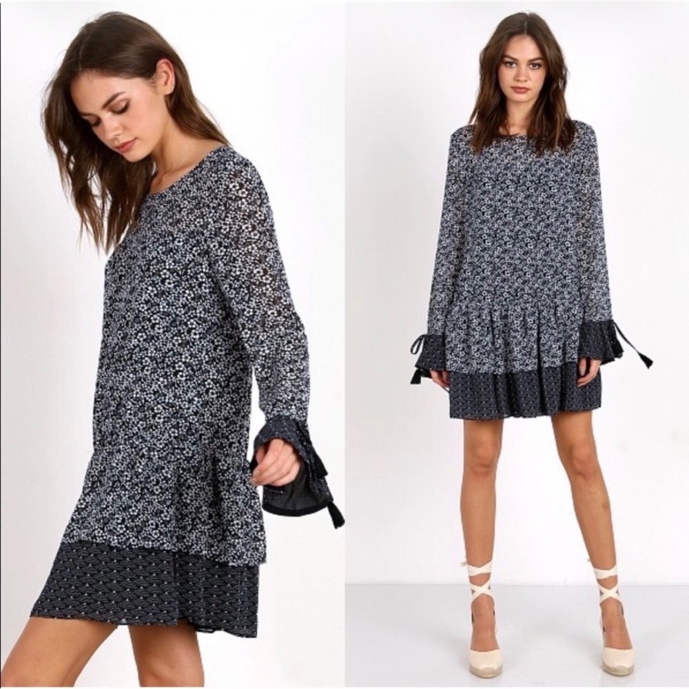 Tularosa Berkley Navy Blue Floral Drop Waist Mini Dress Bell Sleeve Ties Small